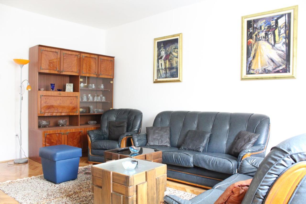 ורסאק M Apartment מראה חיצוני תמונה